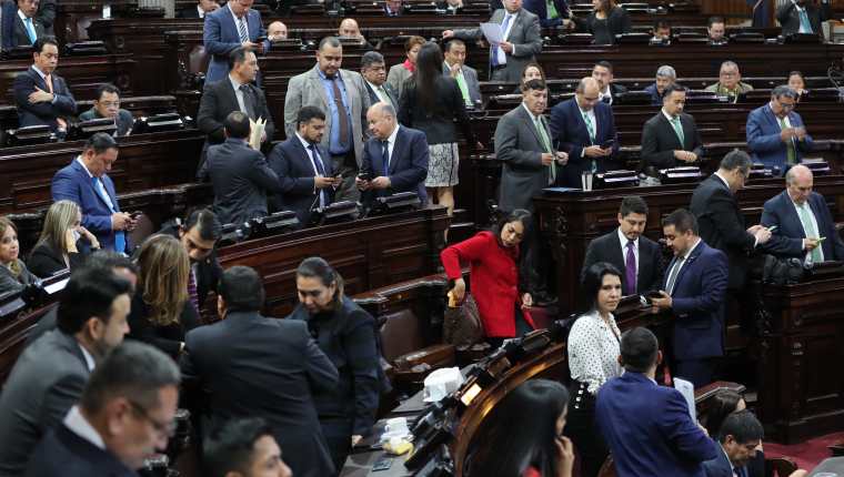En la sesión plenaria del Congreso se nombraron a los presidentes de las salas legislativas de trabajo. (Foto Prensa Libre: Hemeroteca PL)