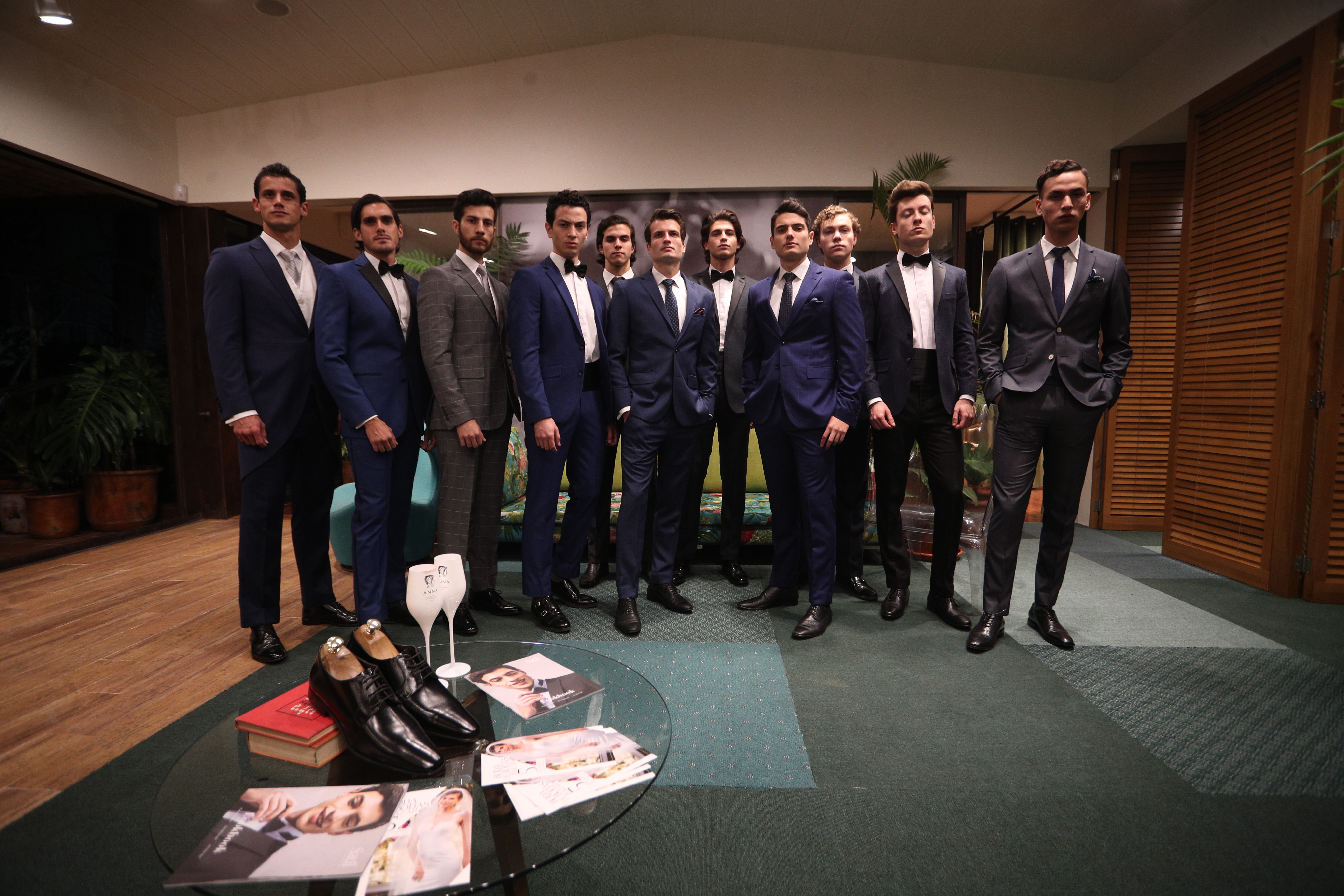 La Nueva Casa Saúl viene para proveer trajes de última moda en un ambiente agradable para los caballeros. Foto Prensa Libre: Norvin Mendoza

foto Carlos Hernández
