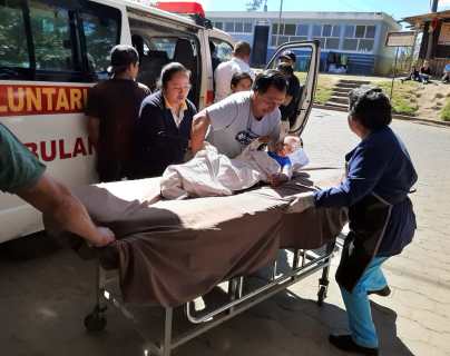 Veinte heridos en accidente de picop en Cunén, Quiché, entre los afectados hay menores