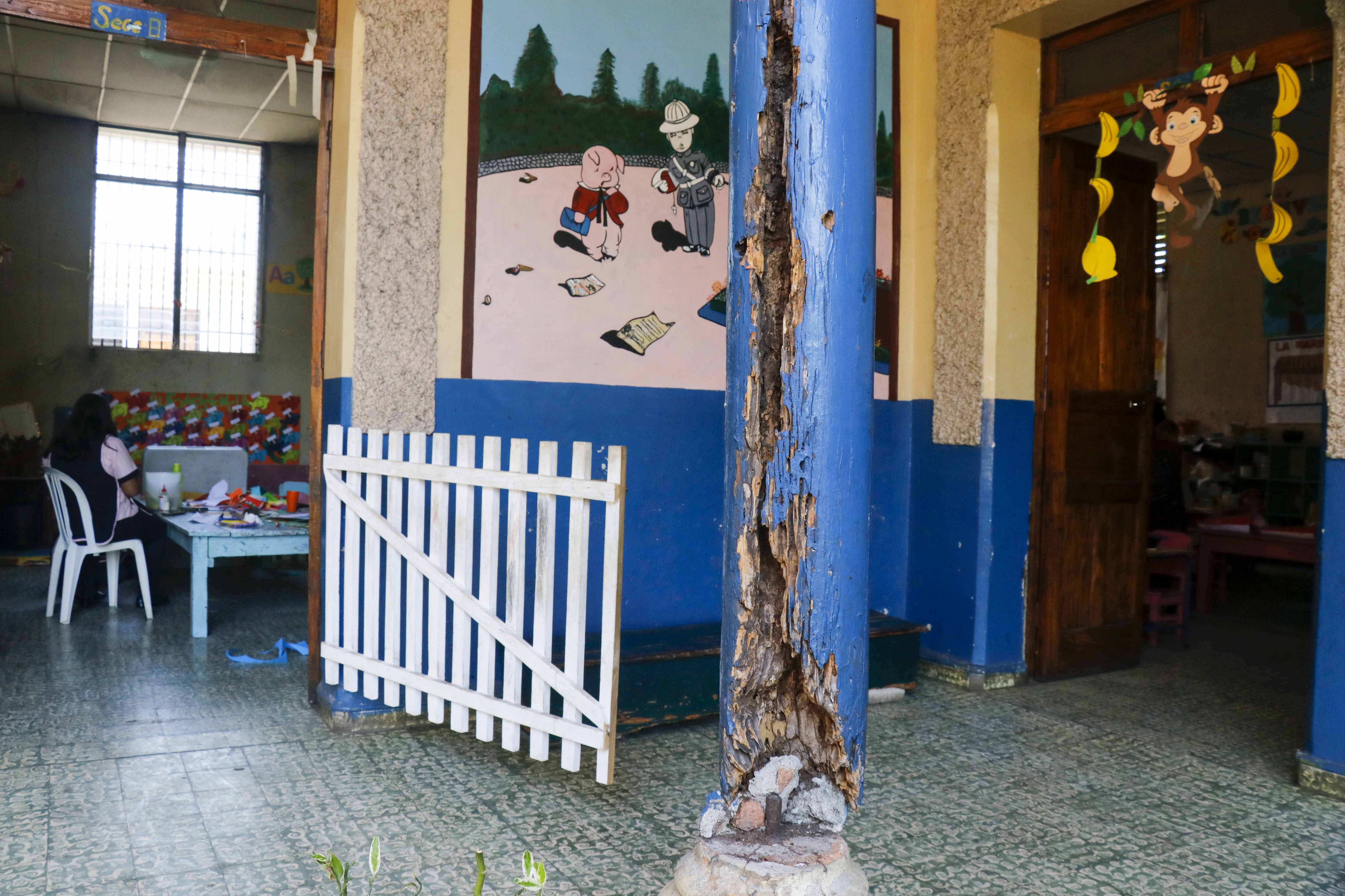 En Retalhuleu hay 60 edificios escolares que necesitan ser reparados. (Foto Prensa Libre: Rolando Miranda)