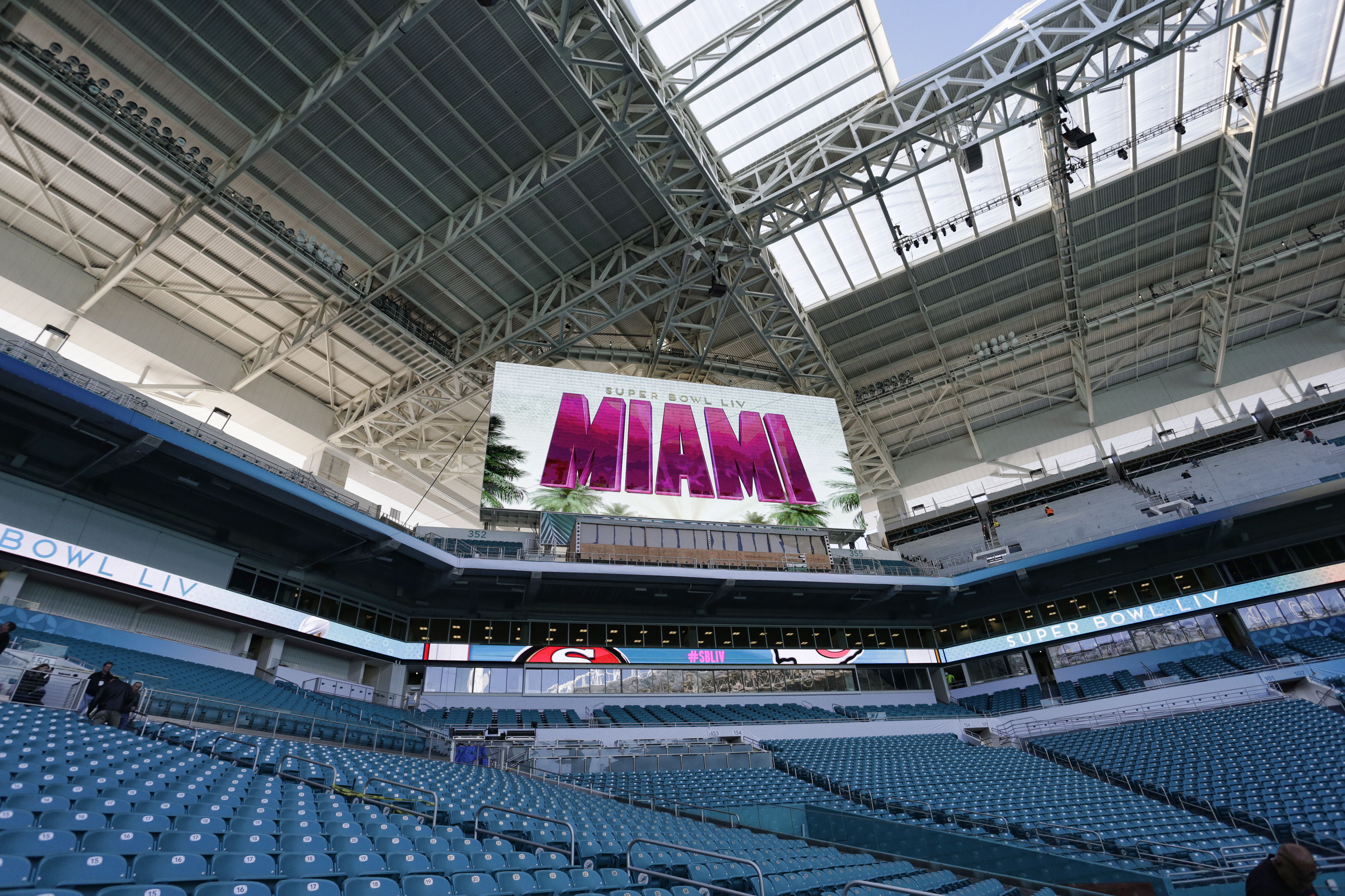 Miami ya vive la fiesta del Super Bowl 54. (Foto Prensa Libre: EFE)