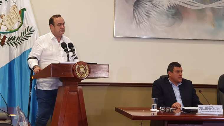 El presidente Alejandro  Giammattei se reunió con los Jefes de Bloques el pasado domingo para discutir agenda legislativa. (Foto Prensa Libre)
