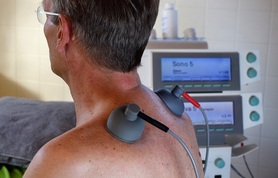 Tratamiento del dolor de espalda media  Nuevo especialista en columna  vertebral Yprk