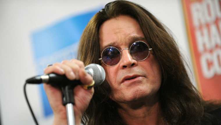 Ozzy Osbourne, exvocalista de la banda Black Sabbath,  fue diagnosticado con Parkinson en febrero de 2019. (Foto Prensa Libre: AFP)