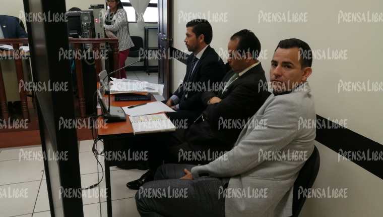 El jugador Marco Pappa asistió a la audiencia en Quetzaltenango. (Foto Prensa Libre: María José Longo)