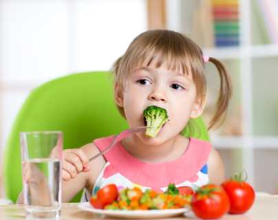 Una alimentación infantil saludable favorece el bienestar mental