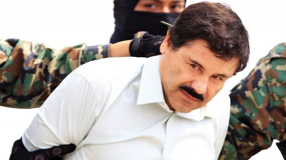 El Chapo Guzmán fue condenado a cadena perpetua en Estados Unidos. Salió de la lista Forbes en 2013. (Foto Prensa Libre: EPA)