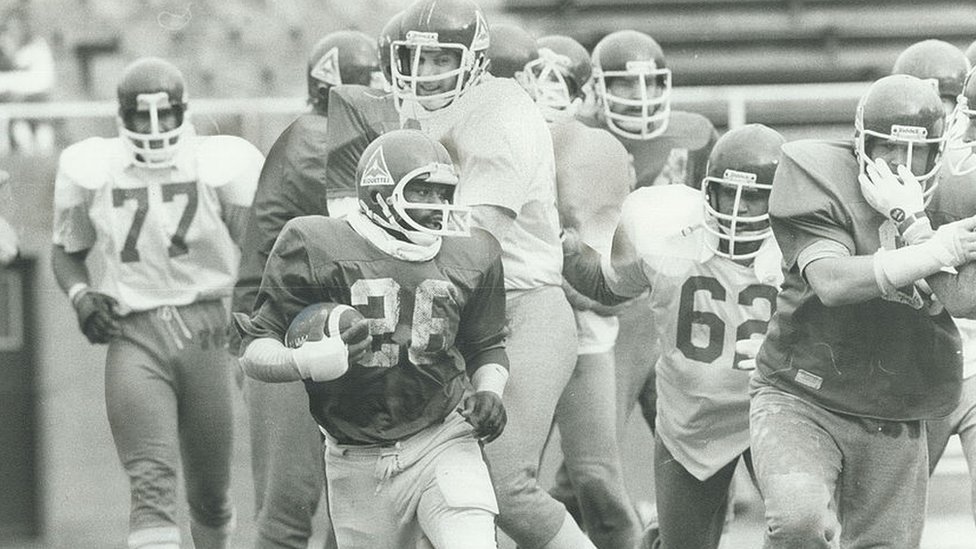 El fútbol americano con las reglas y estrategias más parecidas a las actuales tuvo su consolidación en las primeras décadas del siglo XX. Foto:Getty Images