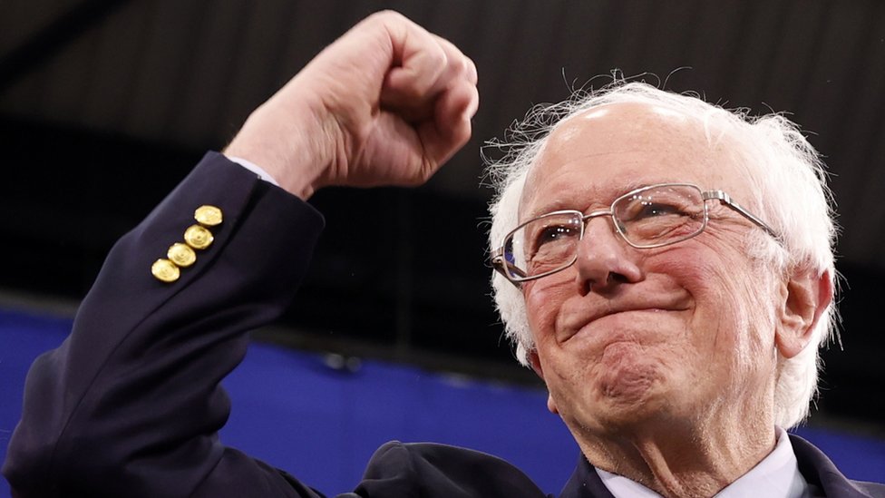 Bernie Sanders, al frente de la carrera por la candidatura demócrata, propone un "socialismo democrático" para EE. UU. (Foto Prensa Libre: Reuters)