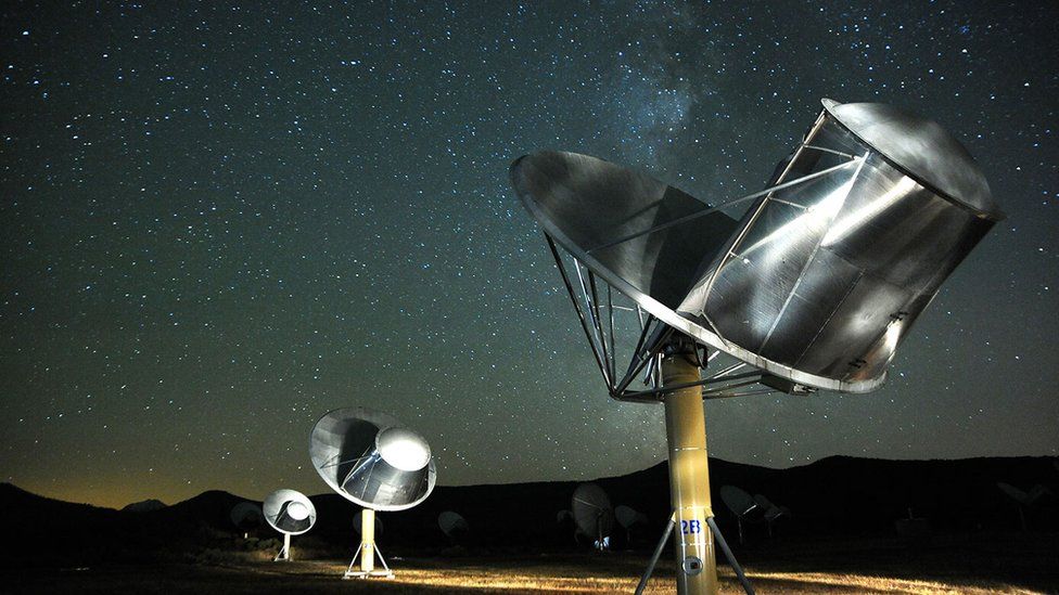 ¿Hay alguien allí arriba? Esta es una pregunta para la cual los gobiernos no parecen estar interesados en pagar para obtener una respuesta. Foto:Observatorio Allen