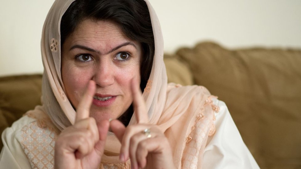 Fawzia Koofi presionó por los derechos de las mujeres durante su primera reunión cara a cara con los talibanes. (Foto Prensa Libre: AFP/Getty images)