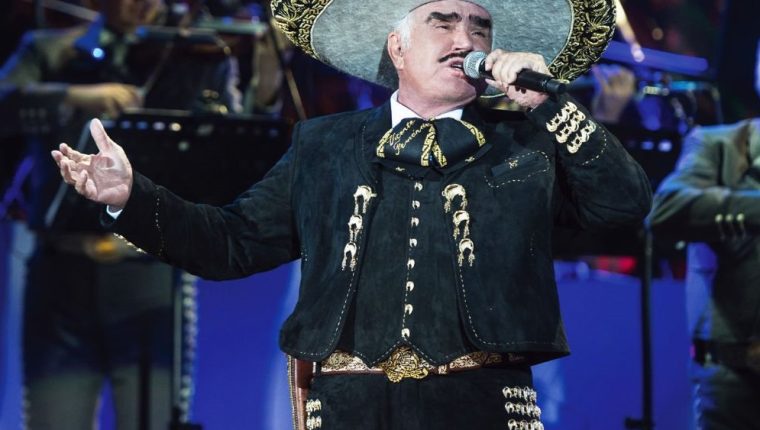 Vicente Fernández se retiró de los escenarios en el 2016. (Foto Prensa Libre: Hemeroteca PL).