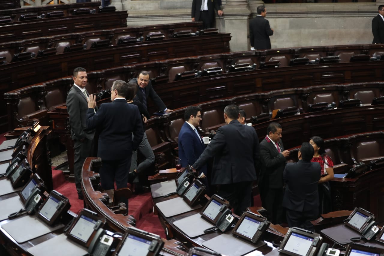La agenda en el Congreso avanza lento en medio de la controversia por la elección de magistrados de Corte Suprema de Justicia y salas de Apelaciones. (Foto Prensa Libre: Érick Ávila )