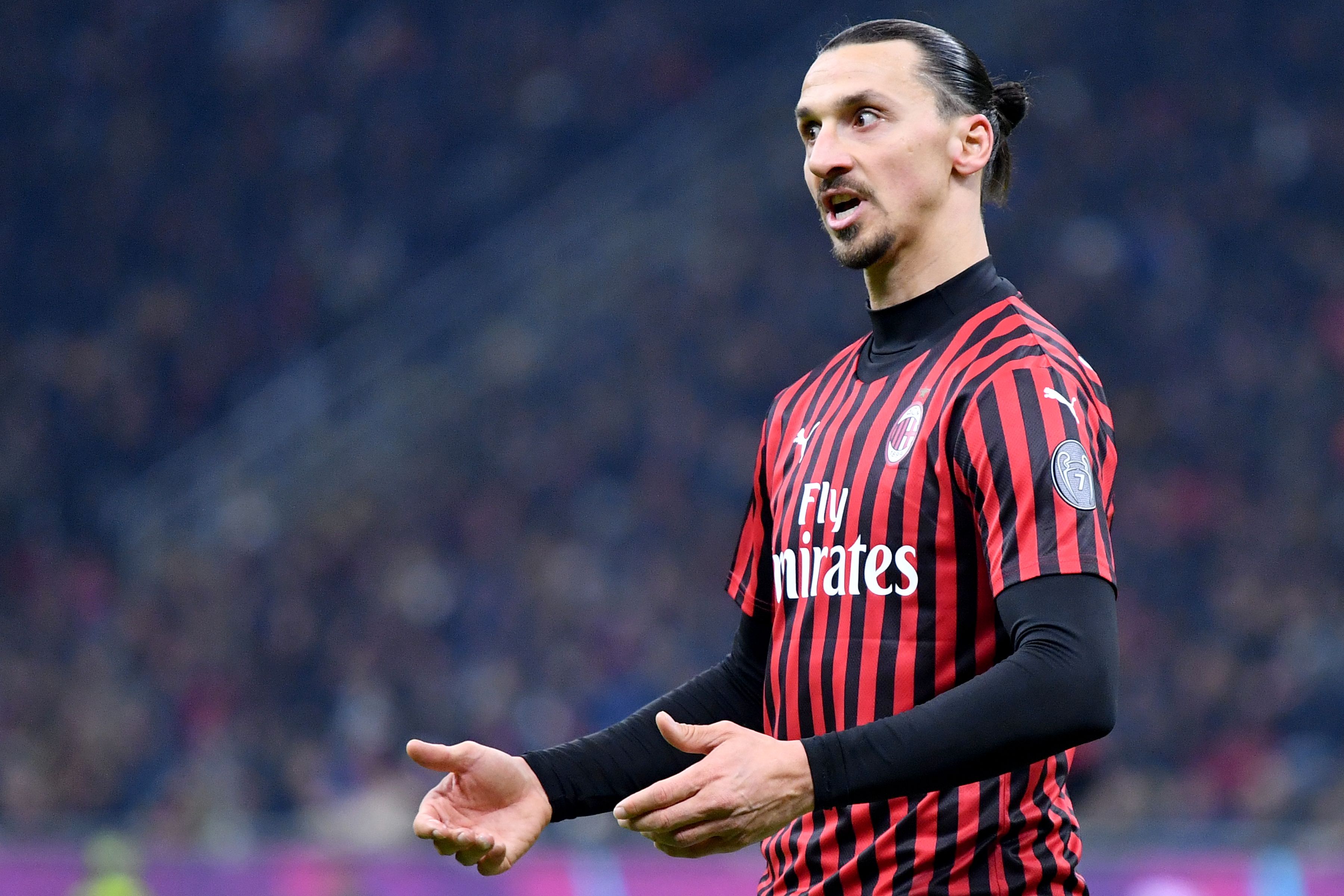  Zlatan Ibrahimovic tiene un futuro incierto con el AC Milán. (Foto Prensa Libre: AFP)