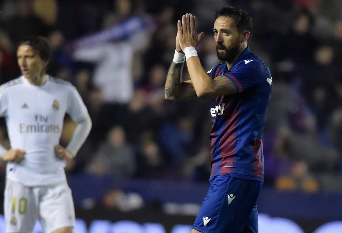El Real Madrid pierde frente al Levante y el Barcelona llegará líder al Clásico