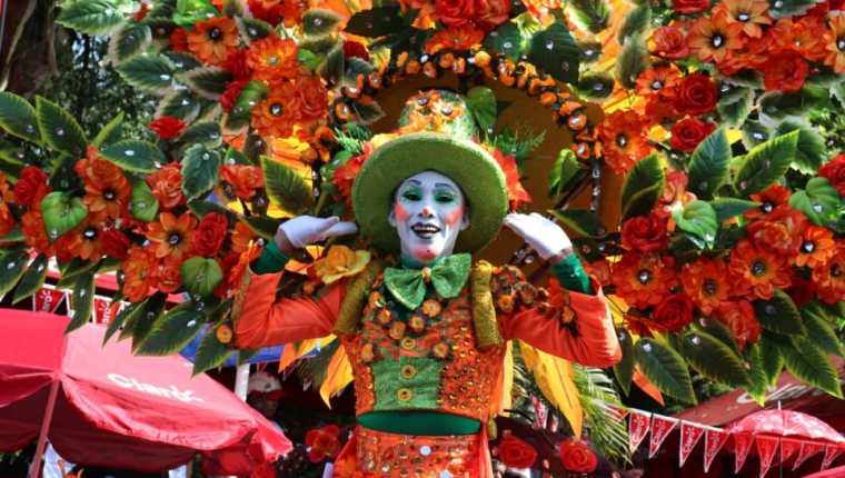 Color y algarabía en el Carnaval Mazateco 2020. Fotografía Prensa Libre: Marvin Túnchez.