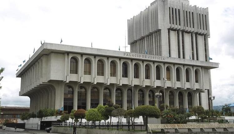 Edificio de la Corte Suprema de Justicia y la Torre de Tribunales. (Foto, Prensa Libre: Hemeroteca PL).