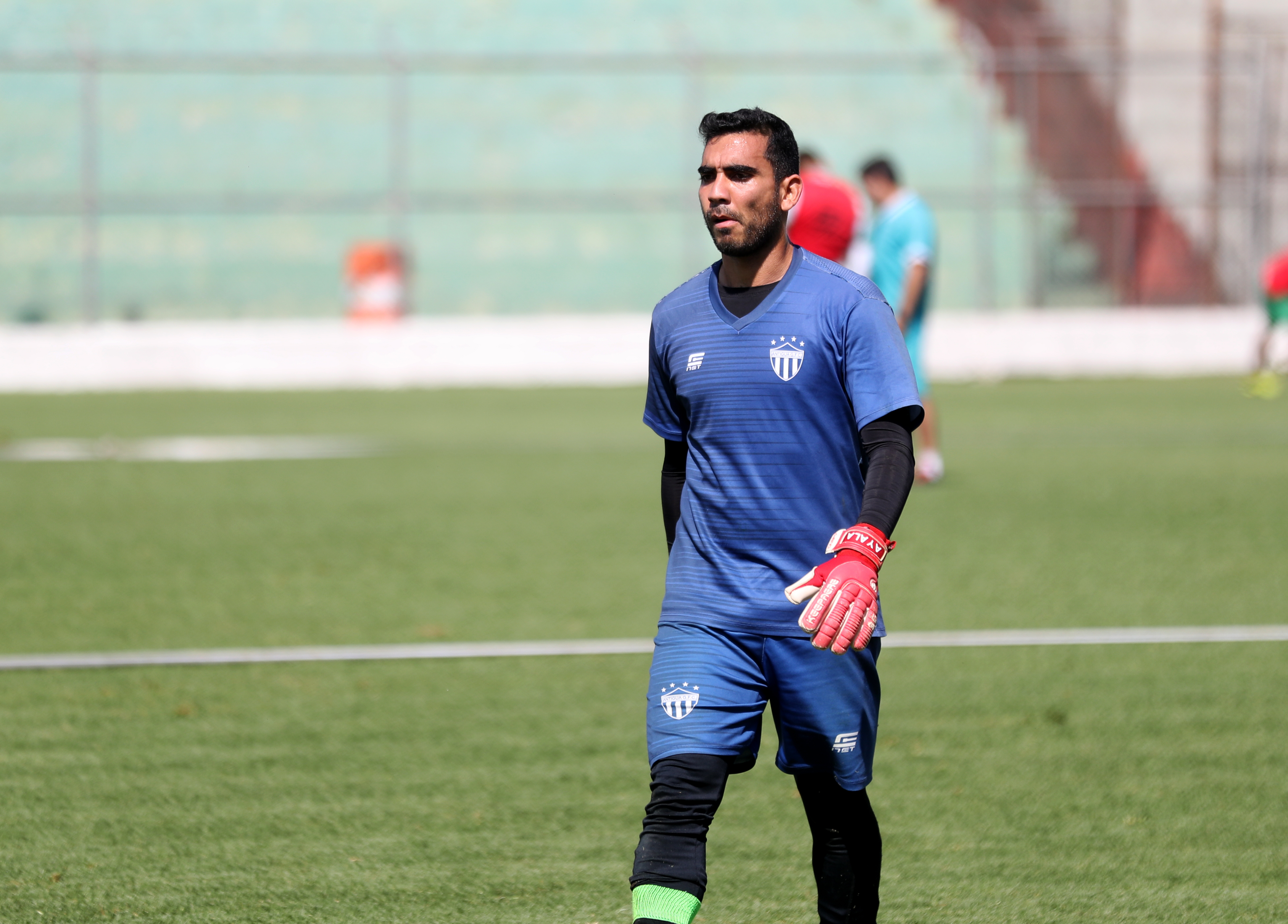 Víctor Ayala, es titular indiscutible del equipo colonial. (Foto Prensa Libre: Carlos Vicente)