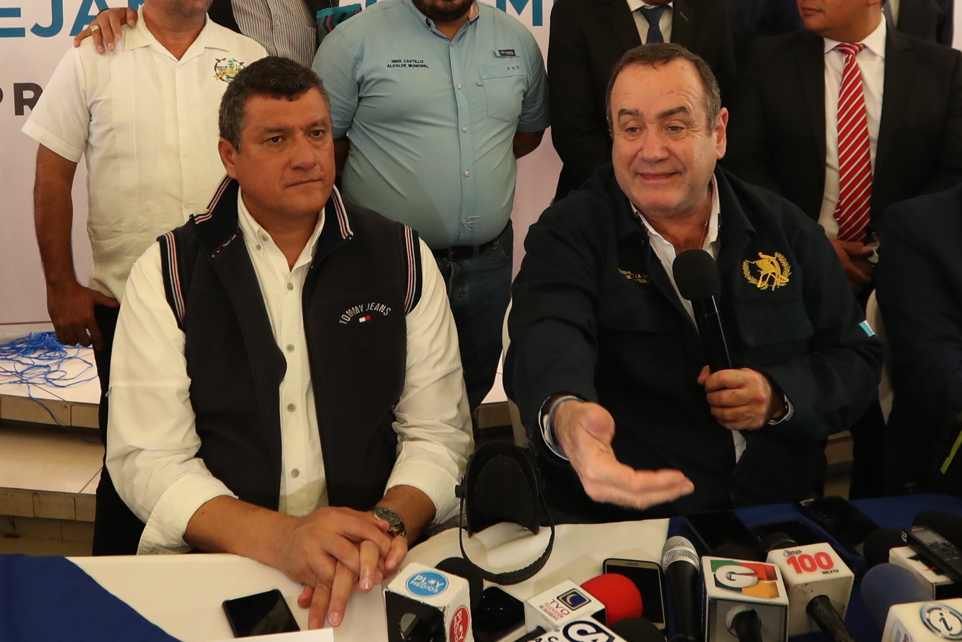 El presidente Alejandro Giammattei y su gabinete tomarán decisiones desde Quetzaltenango. (Foto Prensa Libre: María Longo) 