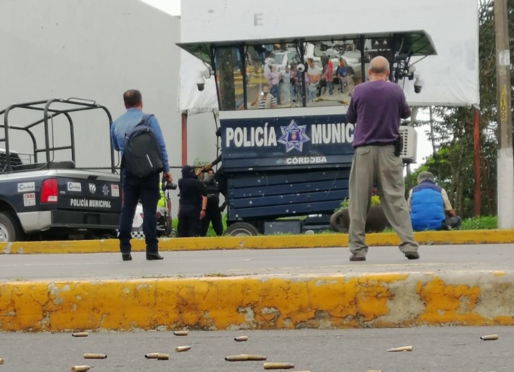 México vive horas violentas con 13 muertos en estados de Veracruz y Chihuahua