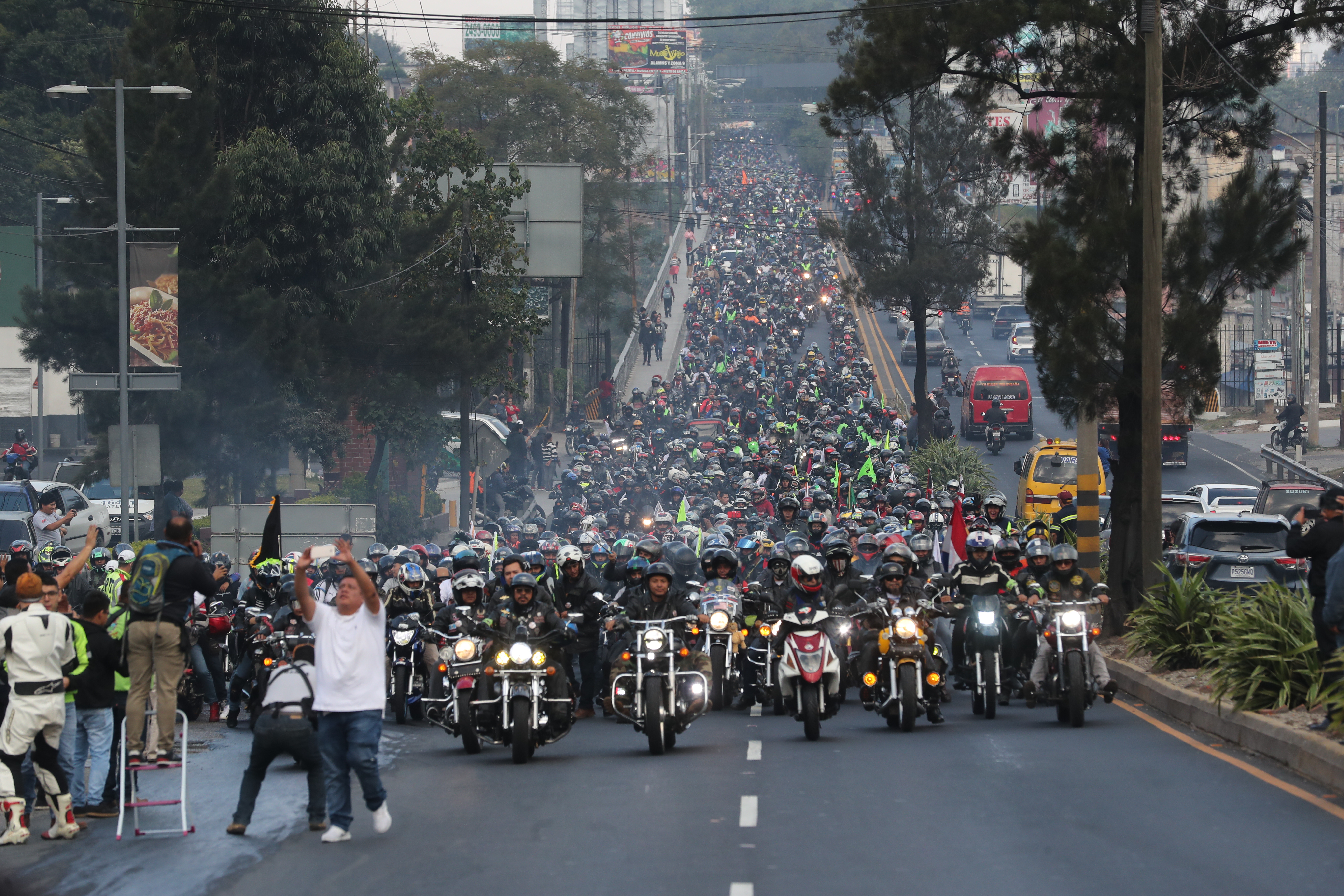 Treinta y Cinco mil motoristas participan en la 59 edición de la Caravana del Zorro que se llevó a cabo en febrero de 2020. (Foto Prensa Libre: Hemeroteca)