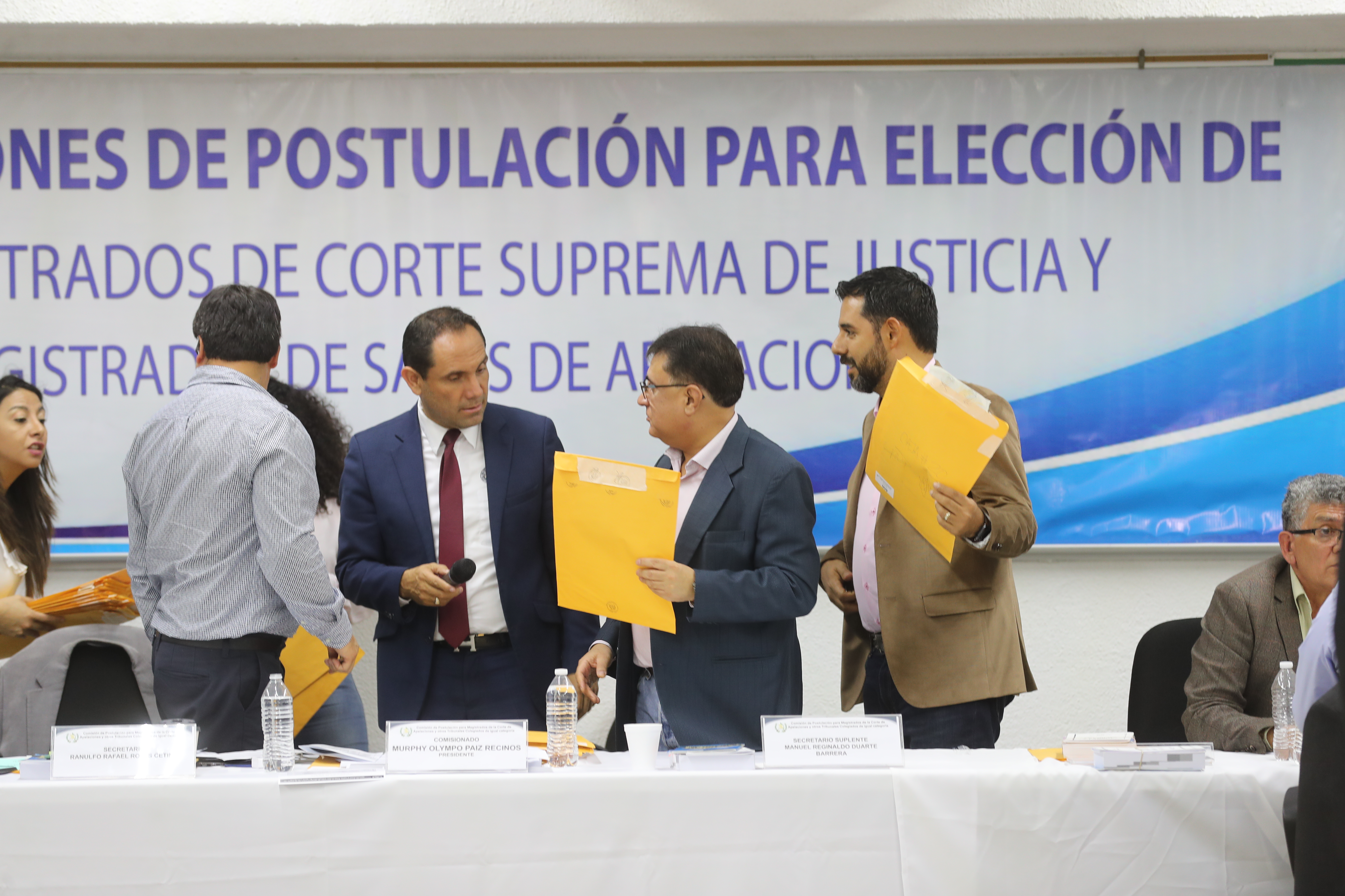 La Comisión de Postulación para la elección de magistrados de salas de Apelaciones empezará a votar el próximo lunes para integrar nomina de 270 profesionales. (Foto Prensa Libre: Hemeroteca PL)