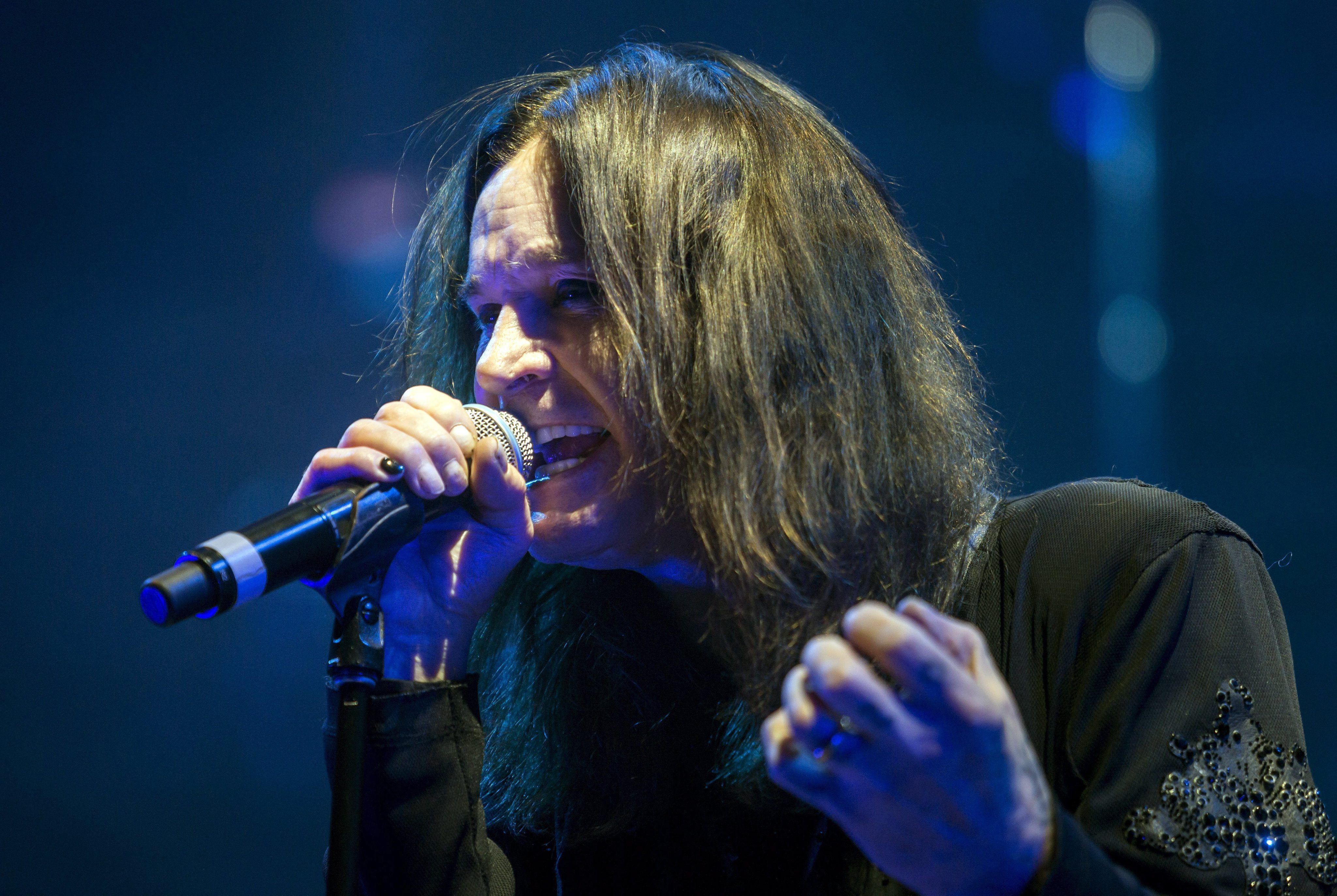 Ozzy Osbourne es reconocido por el trabajo que realizó con la banda Black Sabbath. (Foto Prensa Libre: EFE)