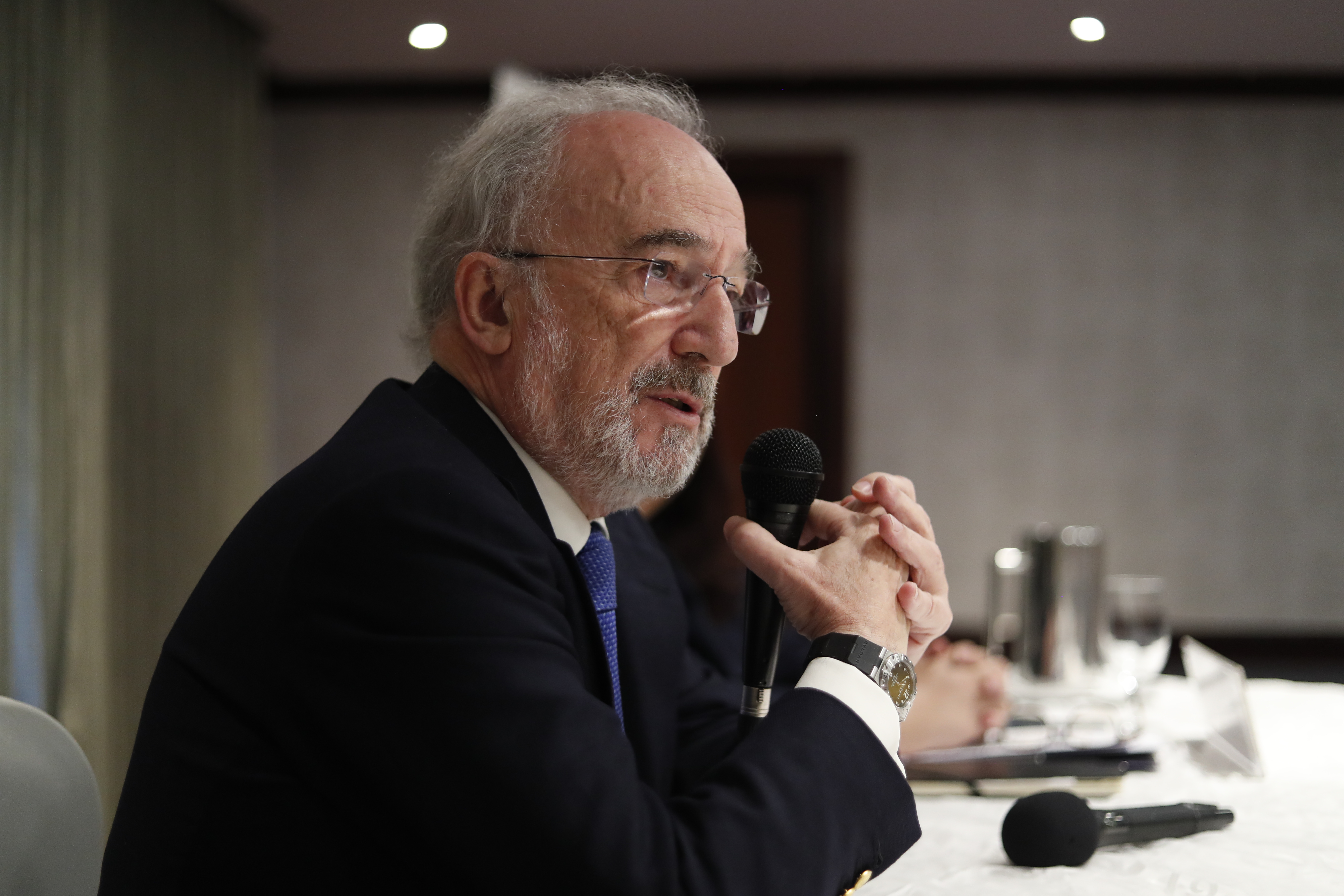 Santiago Muñoz Machado es jurista y asumió como director de la real Academia Española en el 2018.  (Foto Prensa Libre: Esbin García).