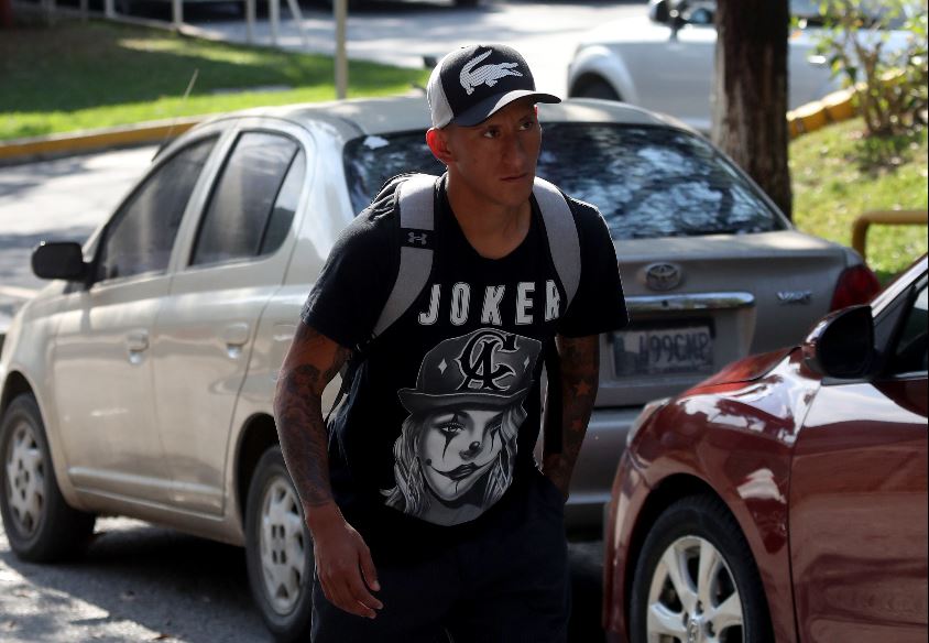 Stheven Robles espera recuperarse pronto. (Foto Prensa Libre: Carlos Vicente)