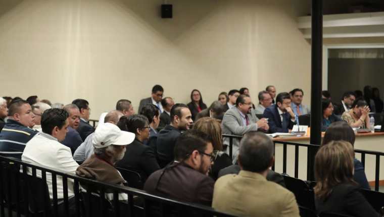 Vista de una audiencia del caso Fenix en abril de 2019, en el que 52 personas individuales y jurídicas están vinculadas. (Foto Prensa Libre: Hemeroteca PL)