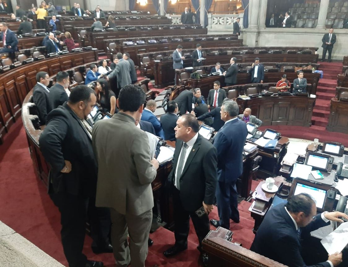 Vista de la sesión plenaria donde fue aprobada la reforma a la Ley de ONG y Código Civil. (Foto Prensa Libre: Hemeroteca PL)