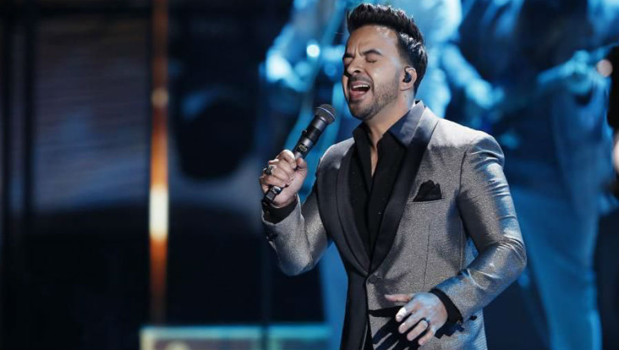 Luis Fonsi cantará para los guatemaltecos. (Foto Prensa Libre: EFE)