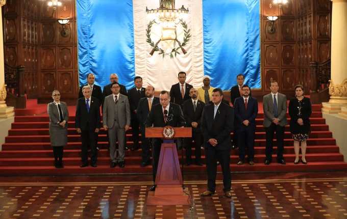 El presidente Alejandro Giammattei durante la conferencia de prensa. (Foto Prensa Libre: Presidencia).