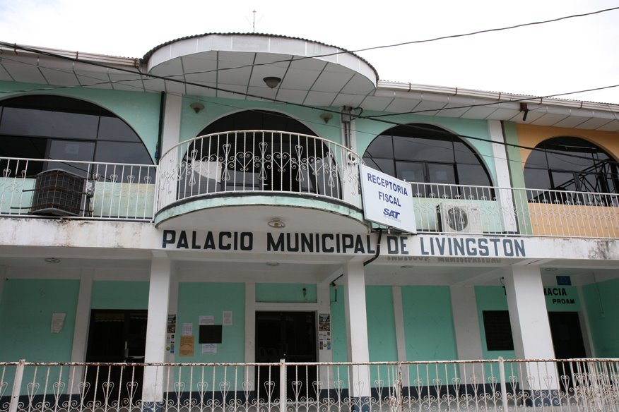La Fiscalía Municipal de Lívingston logró la condena contra el hombre que violó en repetidas ocasiones a su hijastra. (Foto Prensa Libre: mapio.net)