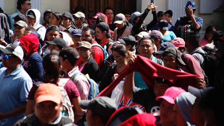 
La movilización de maestros del STEG recorrerá las calles de la ciudad de Guatemala. (Foto: Hemeroteca PL)
