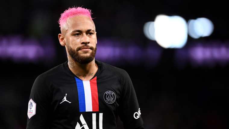 Neymar juega en la actualidad en Francia con el Paris Saint-Germain. (Foto Prensa Libre: AFP)