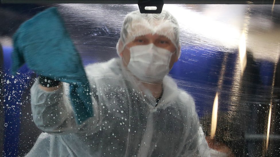 El coronavirus ha contagiado a casi 180.000 personas a nivel global y ha dejado unas 7.000 muertes. (Foto Prensa Libre: Getty Images)