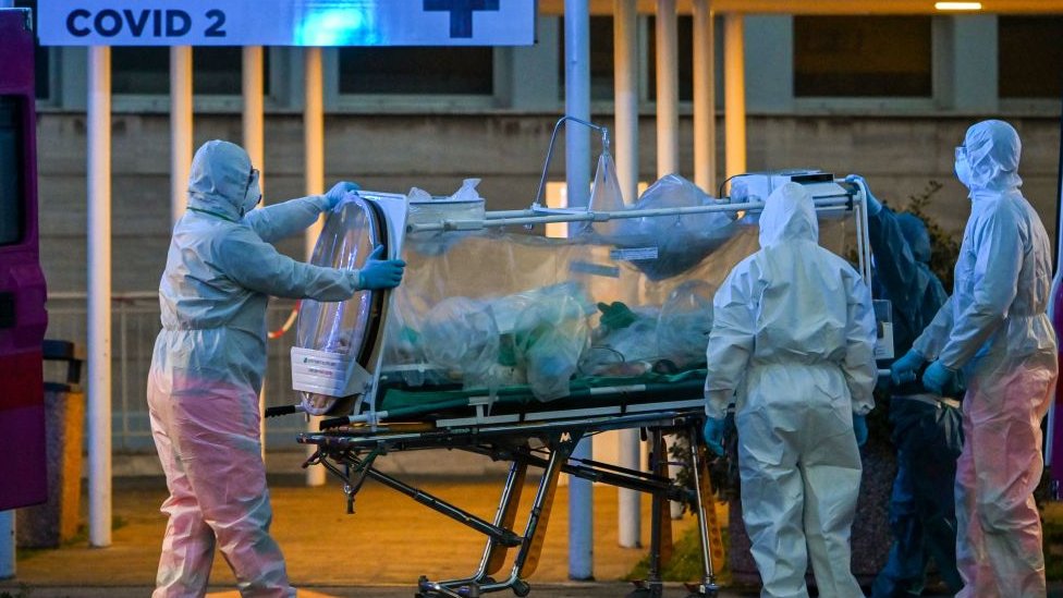 Italia alcanzó este viernes un nuevo record al registrar 627 muertos por coronavirus en un día