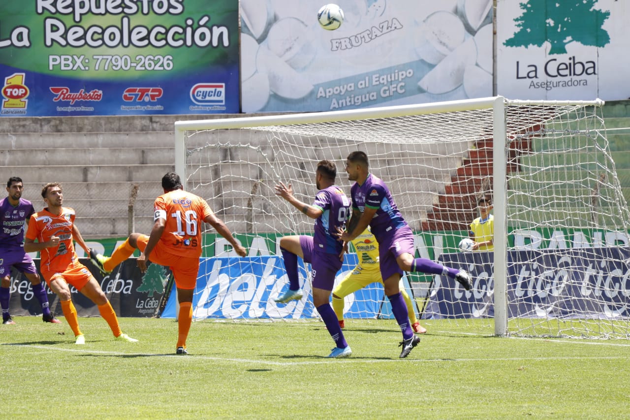 Sifupgua esperan que salarios de jugadores se cumplan. (Foto Prensa Libre: Hemeroteca PL)