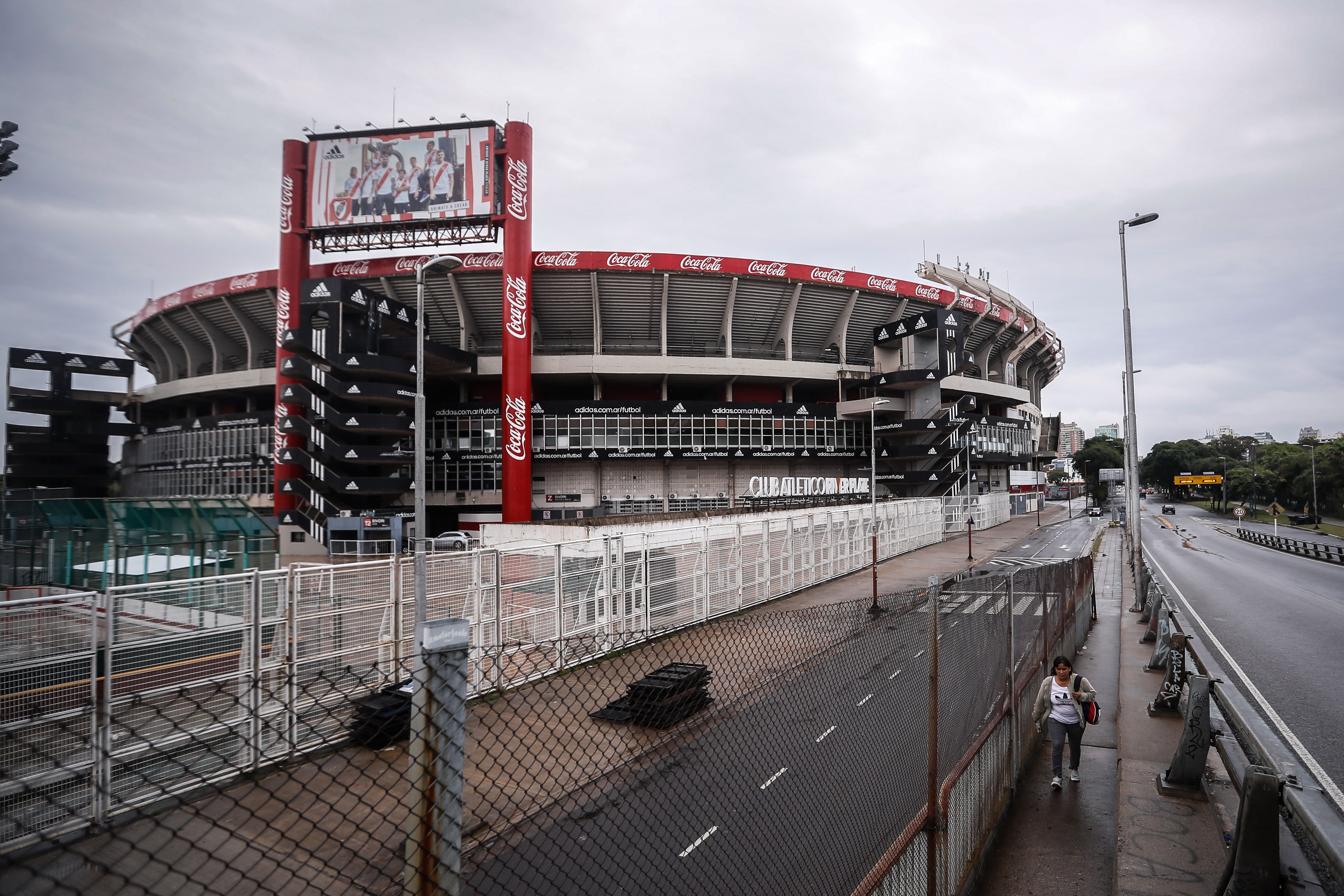 Vista del estadio Monumental de River Plate, plantel que fue el primero en pedir protección. (Foto Prensa Libre: EFE(