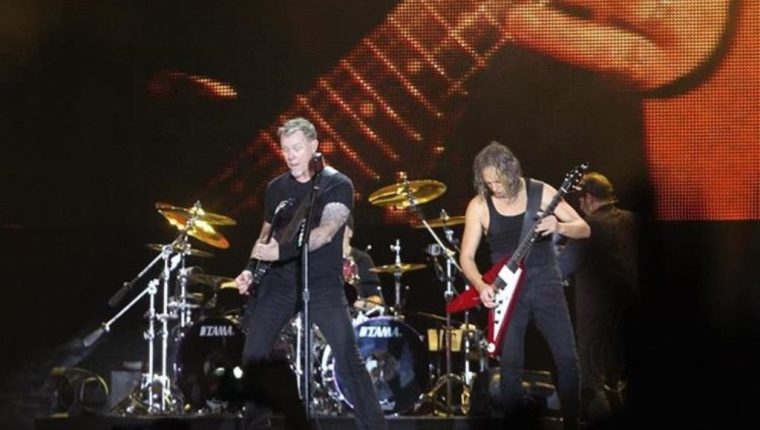 Metallica invita a quedarse en casa y disfrutar de sus conciertos desde un sofá. (Foto: Hemeroteca PL)