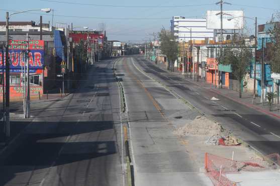 Las calles quedan vacías en Guatemala después de las cuatro de la tarde. Foto Prensa Libre: Óscar Rivas