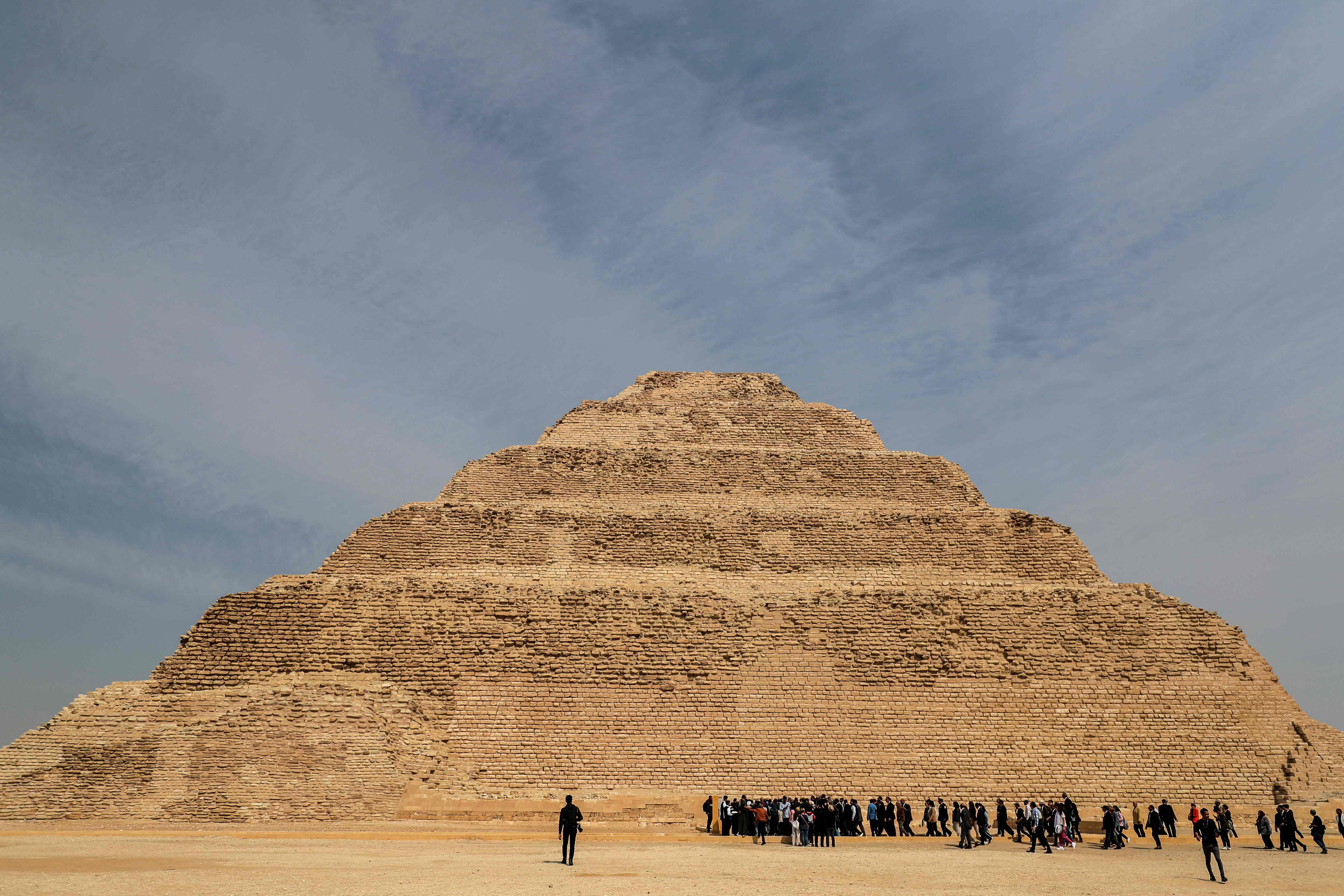 La piramide de Zoser en su momento fue la construcción más alta hecha por el hombre con 62 metros de altura. Fotografía Prensa Libre: AFP