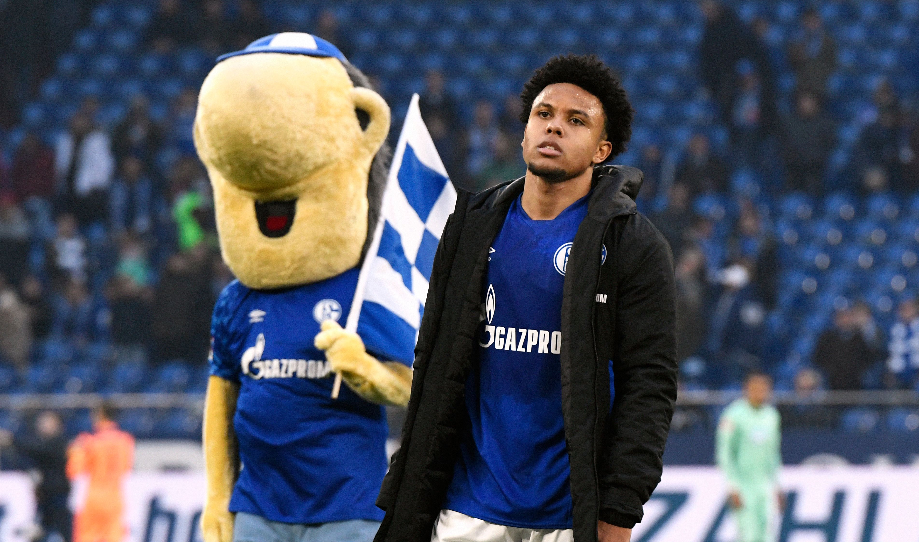Schalke's US midfielder Weston McKennie reacts after the German first division Bundesliga football match FC Schalke 04 vs 1899 Hoffenheim in Gelsenkirchen, western Germany, on March 7, 2020. (Photo by UWE KRAFT / AFP) / DFL REGULATIONS PROHIBIT ANY USE OF PHOTOGRAPHS AS IMAGE SEQUENCES AND/OR QUASI-VIDEO