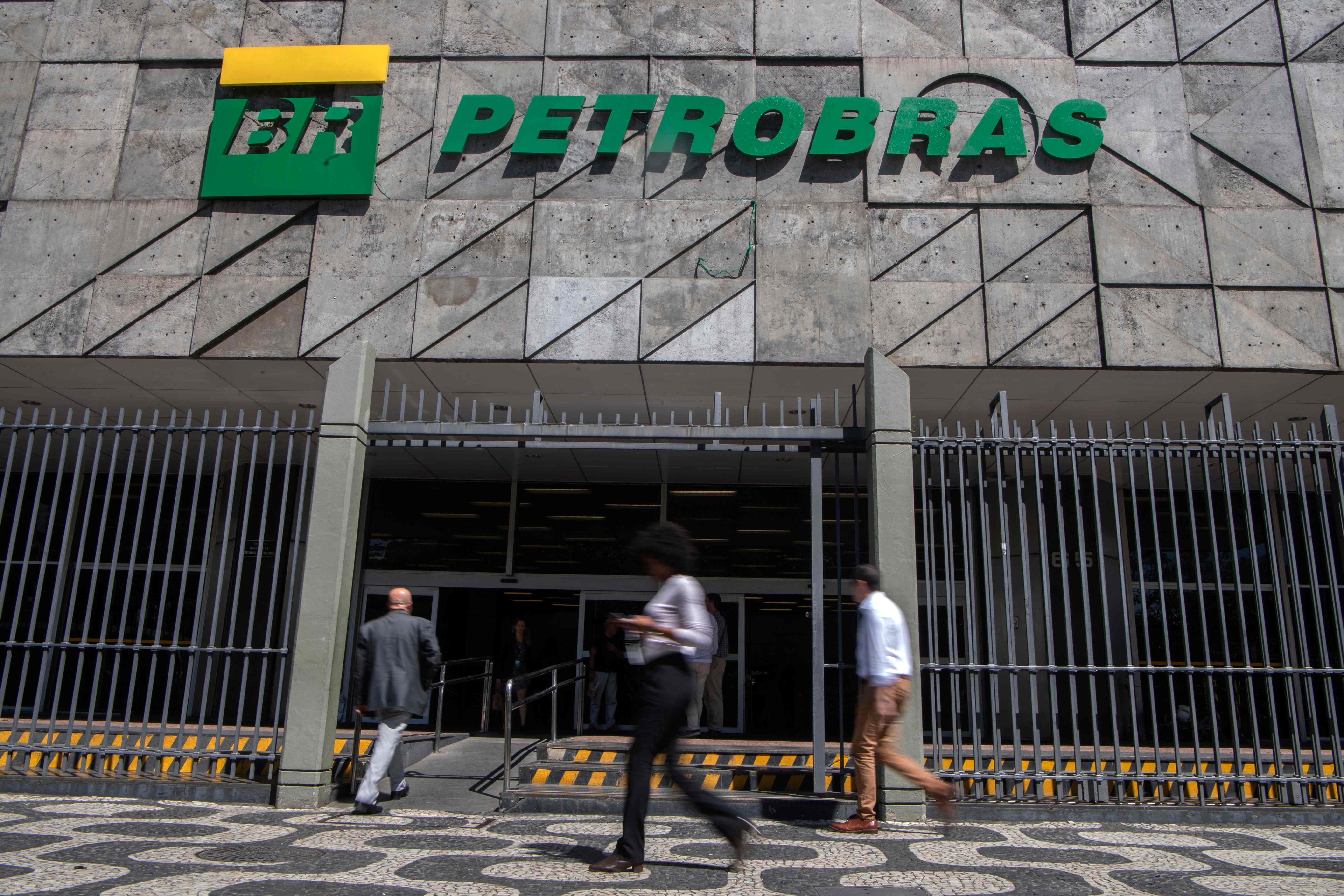 View of Brazil's state-controlled oil company Petrobras headquarters in Rio de Janeiro, Brazil, on March 9, 2020. - Petrobras' shares droped more than 24 percent after global oil prices fell more than 30 percent, the biggest drop since the 1991 Gulf War. (Photo by MAURO PIMENTEL / AFP)