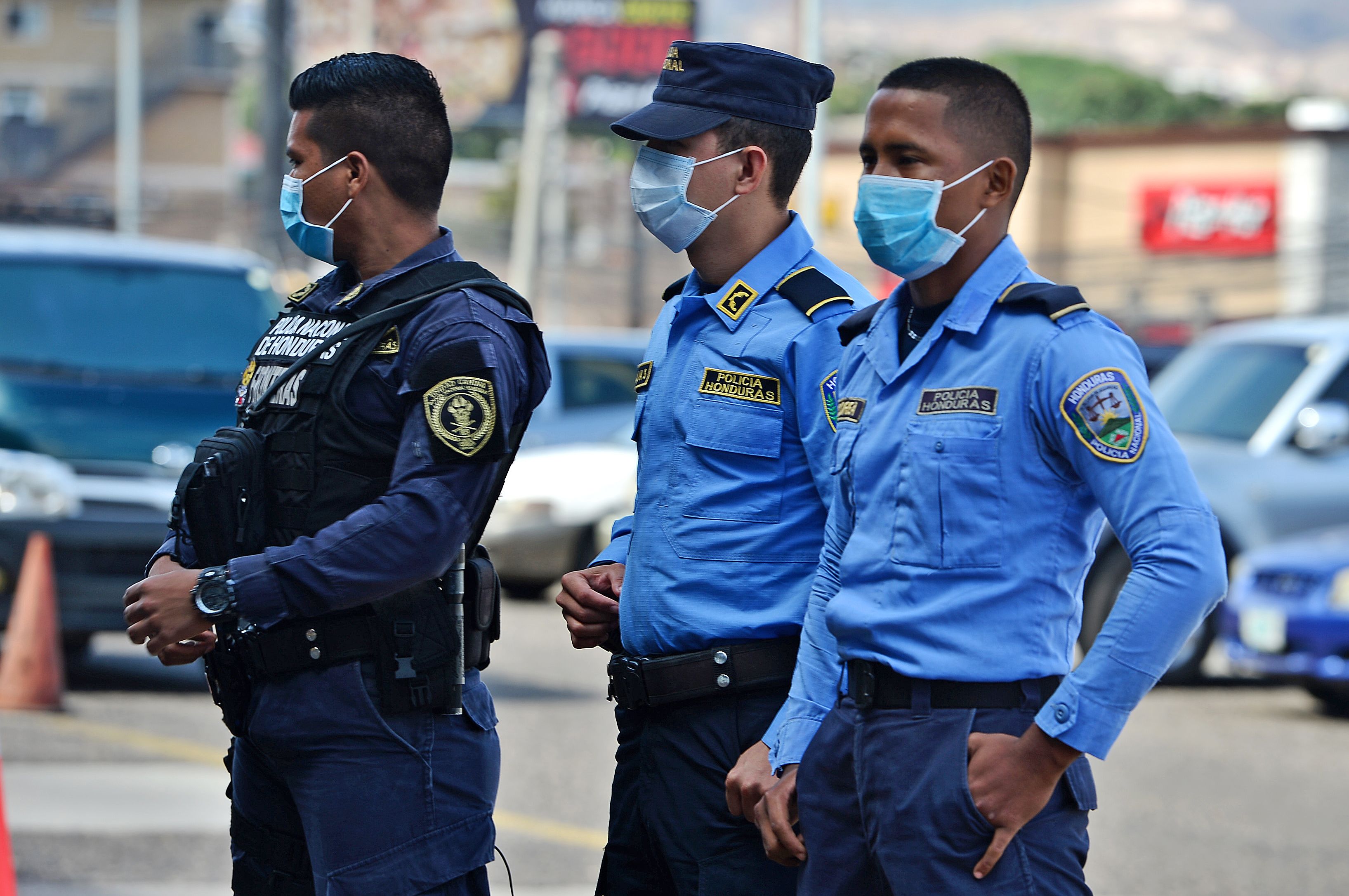 Honduras prohíbe el tránsito de personas. (Foto Prensa Libre: AFP)