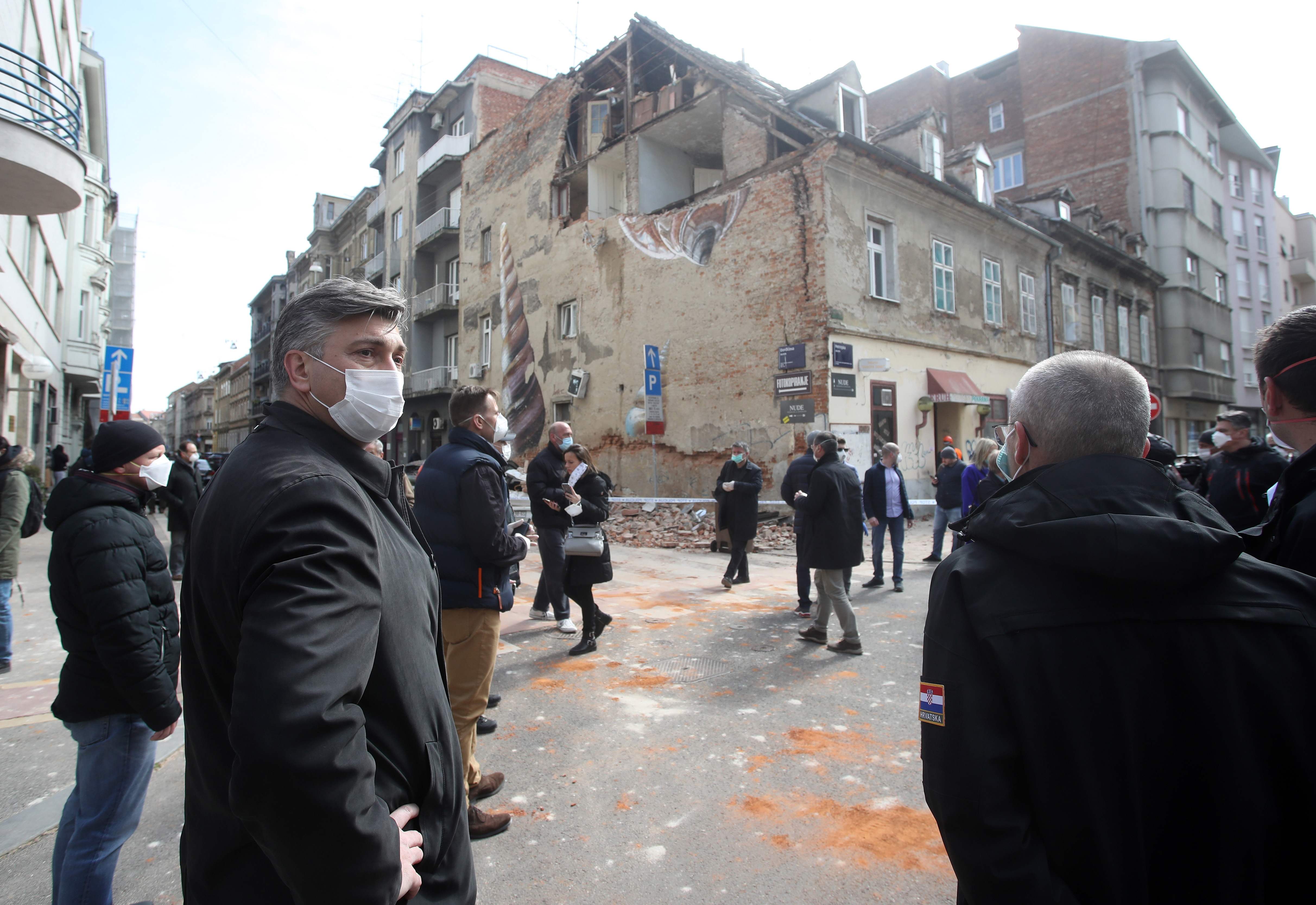 El equipo croata ayuda a país de Coronavirus y un terremoto. (Foto Prensa Libre: AFP)