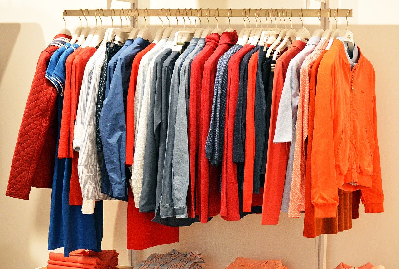 Cómo organizar un armario - Cómo organizar un armario de ropa de mujer