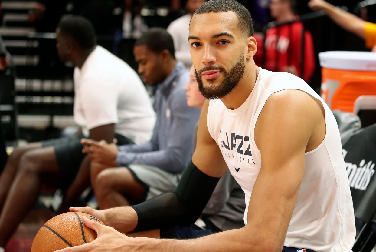 Rudy Gobert, primer jugador de la NBA que dio positivo por coronavirus. (Foto Prensa Libre: AFP)
