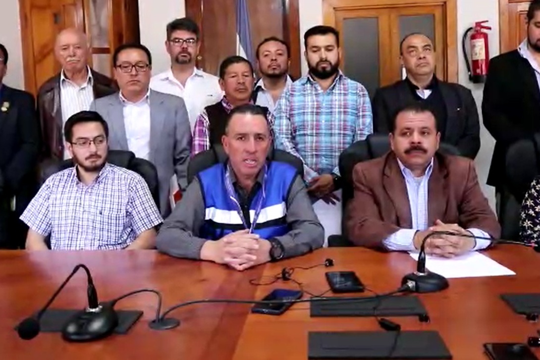 Al concluir la sesión de Concejo brindó una conferencia de prensa. (Foto Prensa Libre: captura de pantalla) 